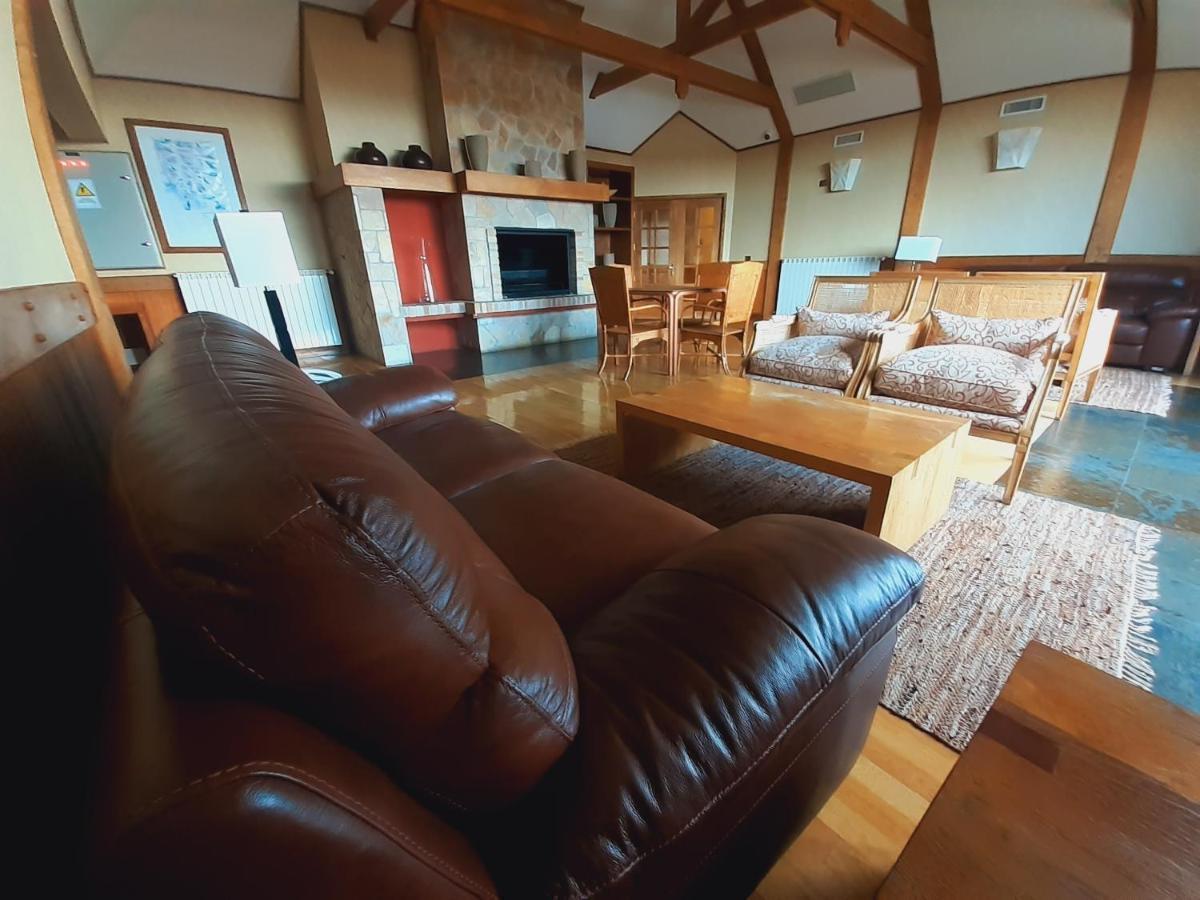 Hotel Y Cabanas Llanuras De Diana - Caja Los Andes Пуэрто-Наталес Экстерьер фото
