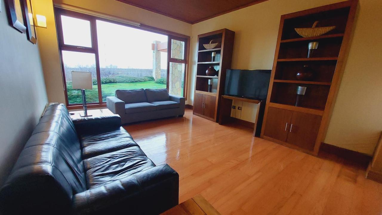 Hotel Y Cabanas Llanuras De Diana - Caja Los Andes Пуэрто-Наталес Экстерьер фото