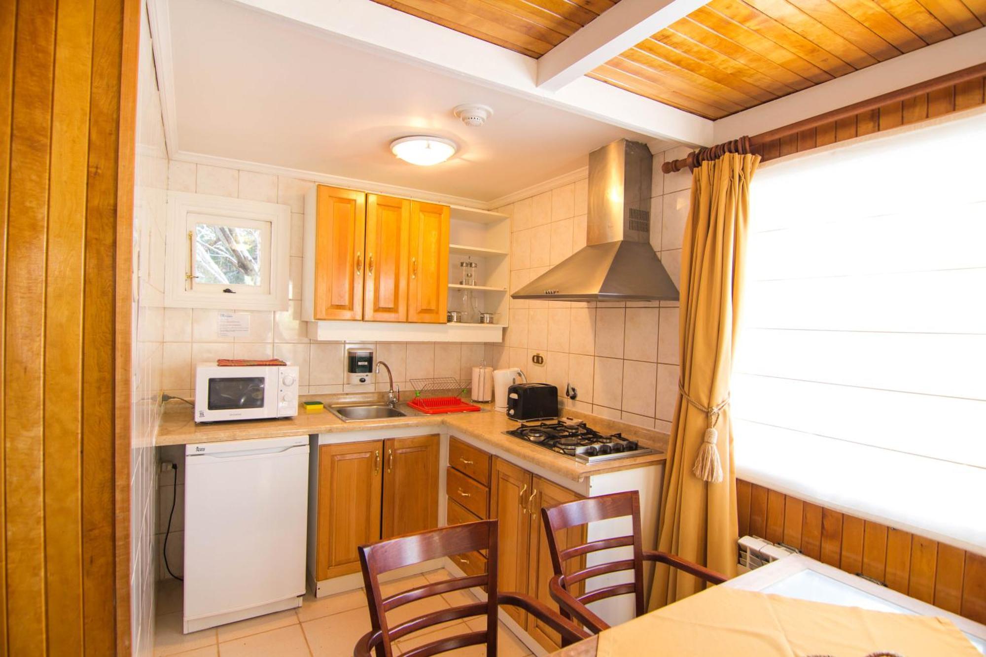 Hotel Y Cabanas Llanuras De Diana - Caja Los Andes Пуэрто-Наталес Экстерьер фото